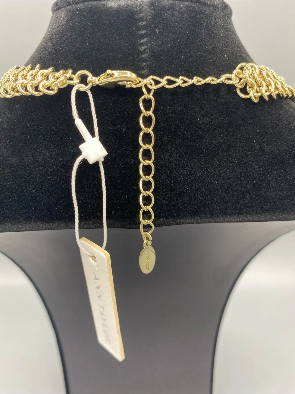 NWT‎ Ann Taylor Gold Chain Necklace with Pink Beads and Crystal Accents